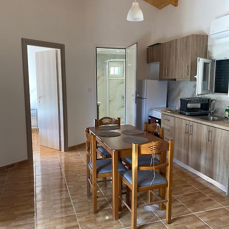 Babis Apartment Áyios Nikítas 外观 照片
